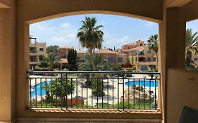 Limnaria Gardens - Modern 1 Bed, Walk To Beach & Shops