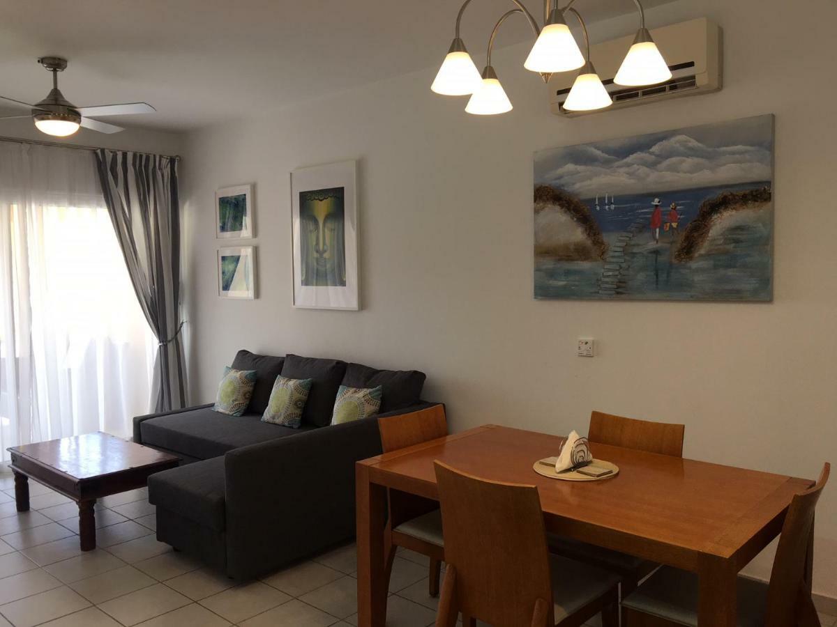 Limnaria Gardens - Modern 1 Bed, Walk To Beach & Shops Paphos Exterior photo